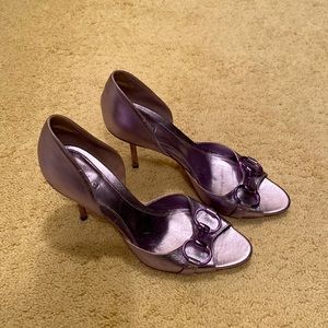 Purple/lavender metallic peep toe Gucci heels